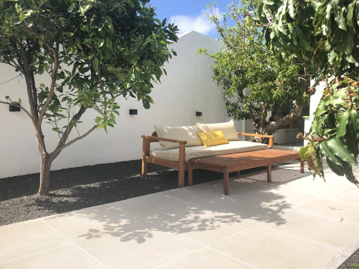 Casita Blanca Cerca De Timanfaya Lejlighed Tinguaton Eksteriør billede